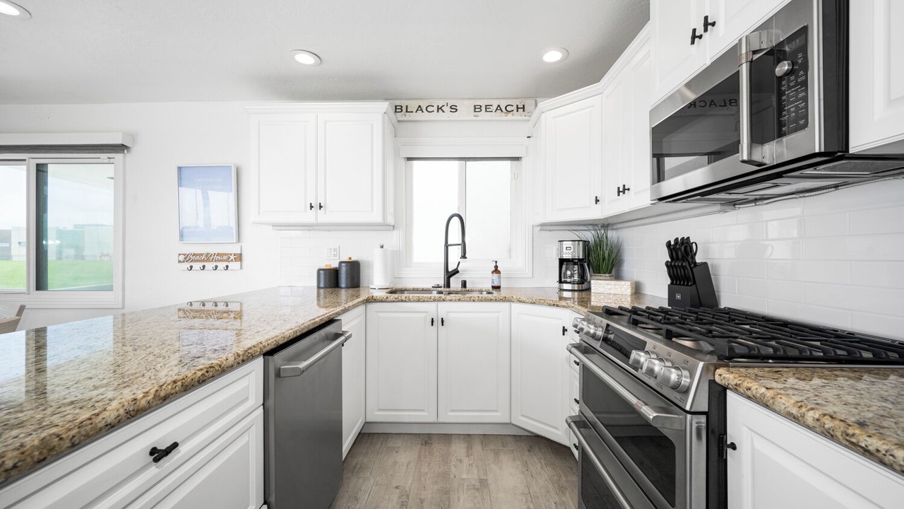 Photo of Kitchen in Balboa Peninsula