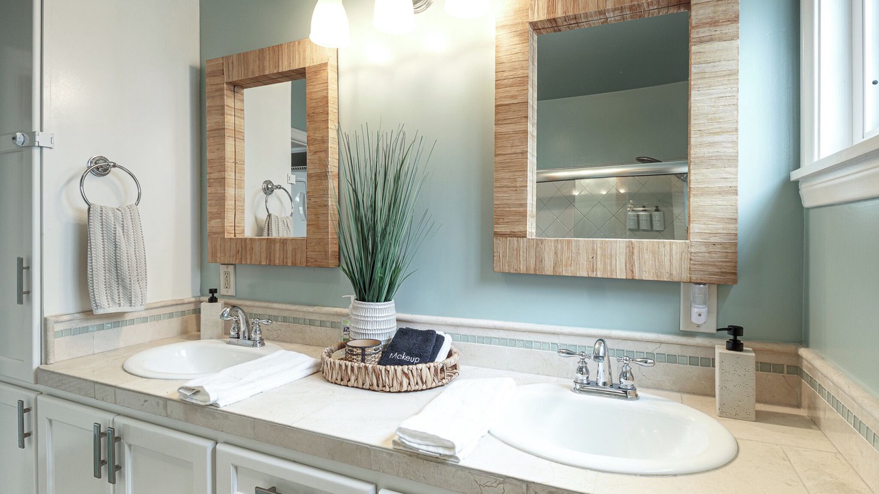 Photo of Bathroom in Silver Strand