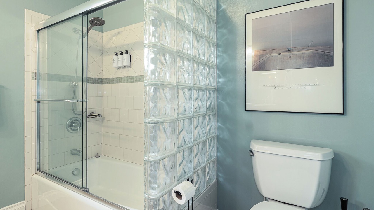 Photo of Bathroom in Silver Strand