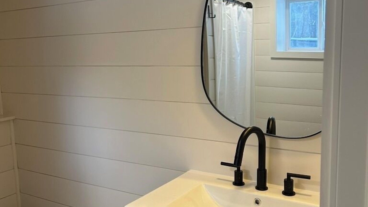 Photo of Bathroom in Nekoosa