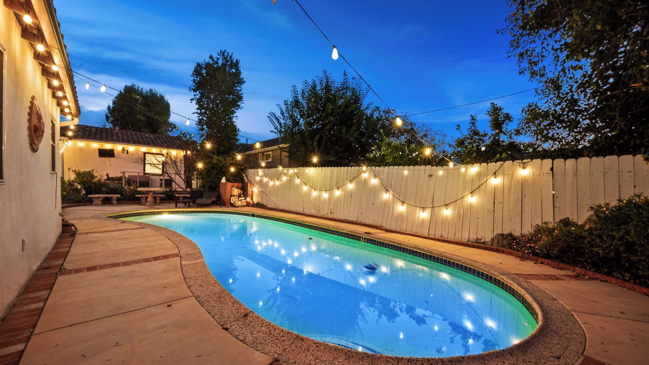 Photo of Outdoor in Woodland Hills