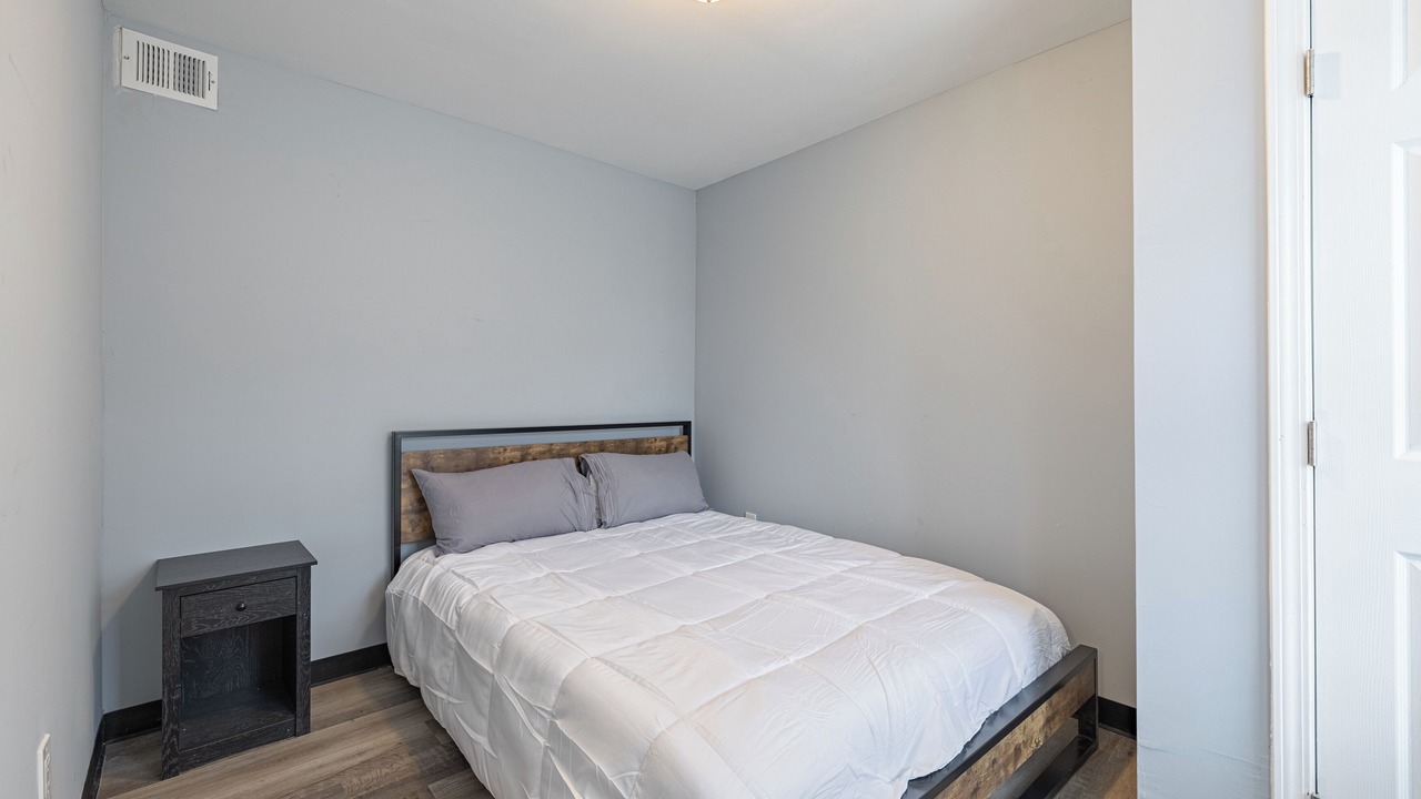 Photo of Bedroom in Anacostia