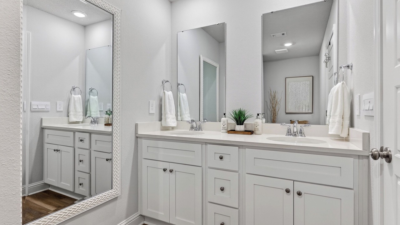 Photo of Bathroom in Ocean Springs