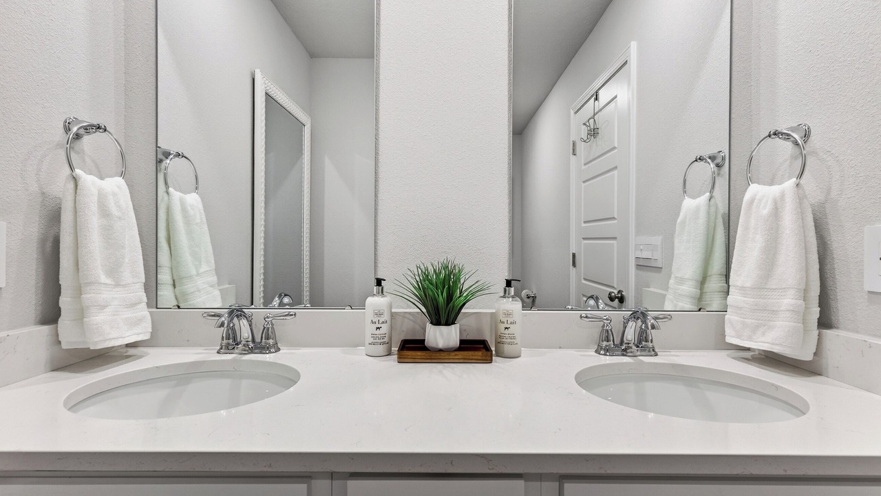 Photo of Bathroom in Ocean Springs