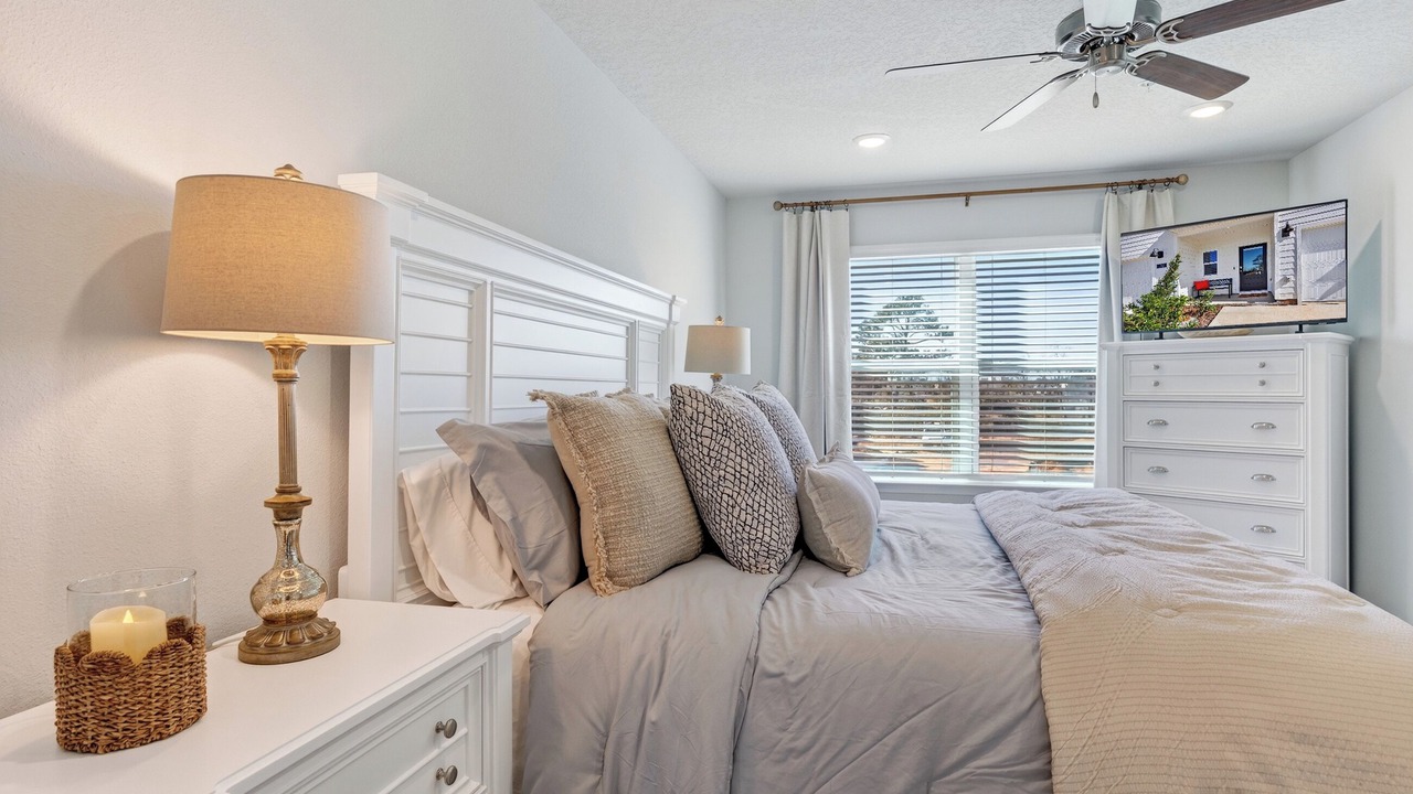 Photo of Bedroom in Ocean Springs