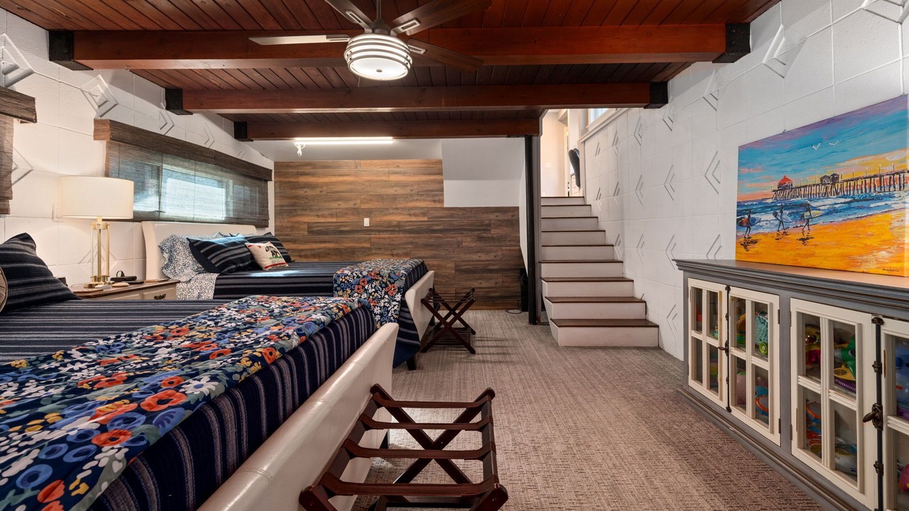 Photo of Bedroom in Lakewood Village