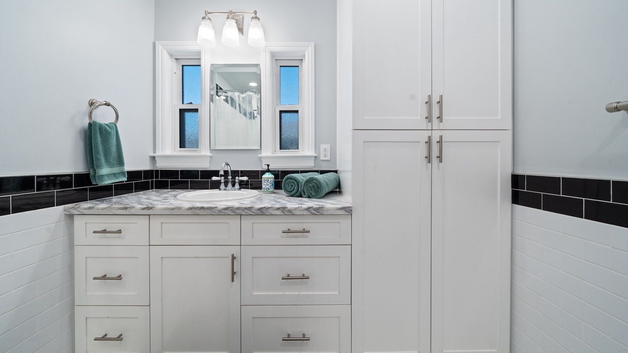 Photo of Bathroom in Lakewood Village