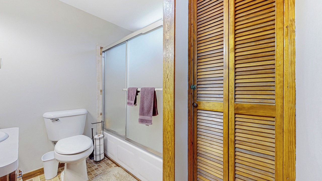 Photo of Bathroom in Deerwood