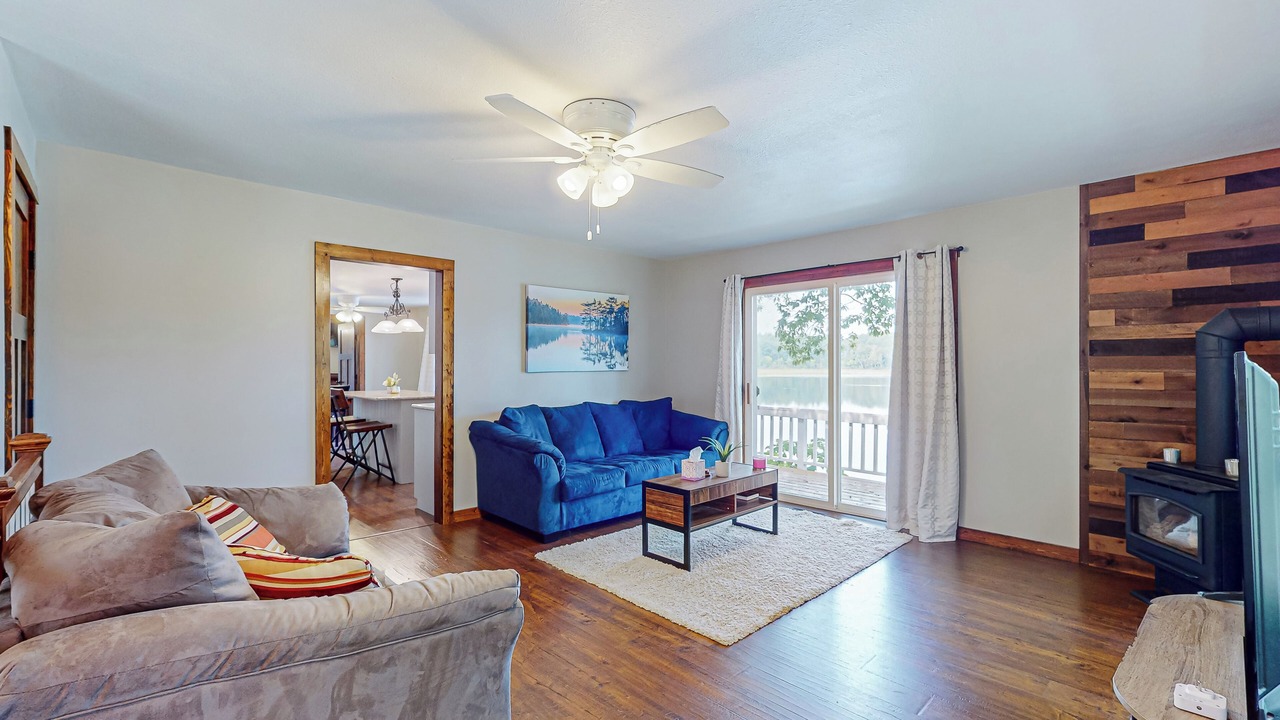 Photo of Livingroom in Deerwood