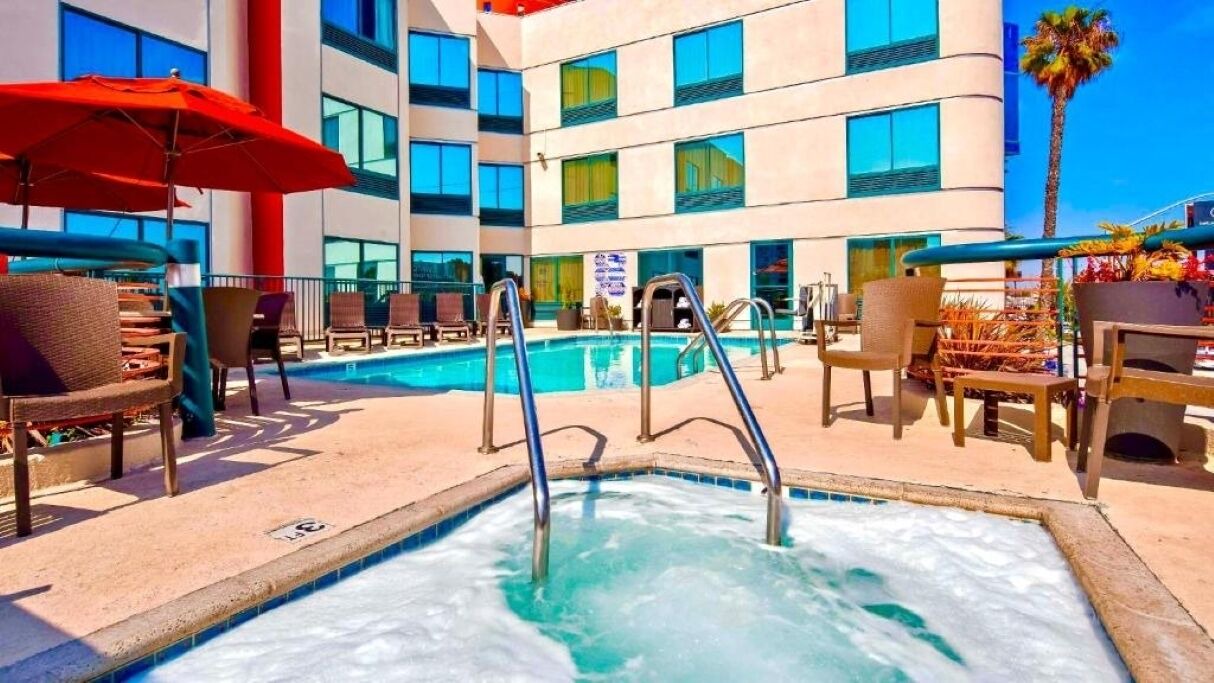 Photo of Outdoor in Inglewood