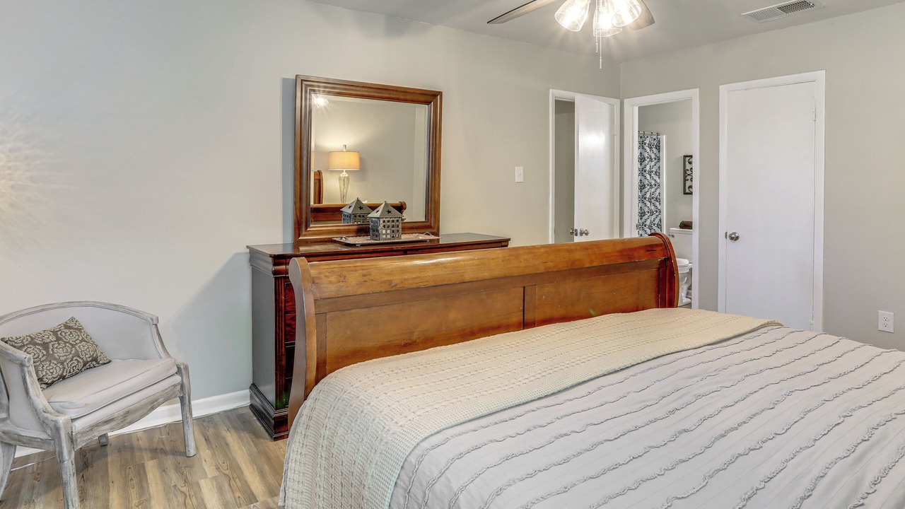 Photo of Bedroom in Highlands - Perkins