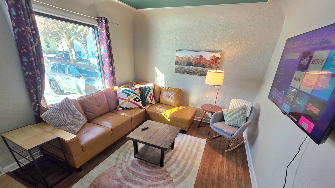 Photo of Livingroom in Rochester