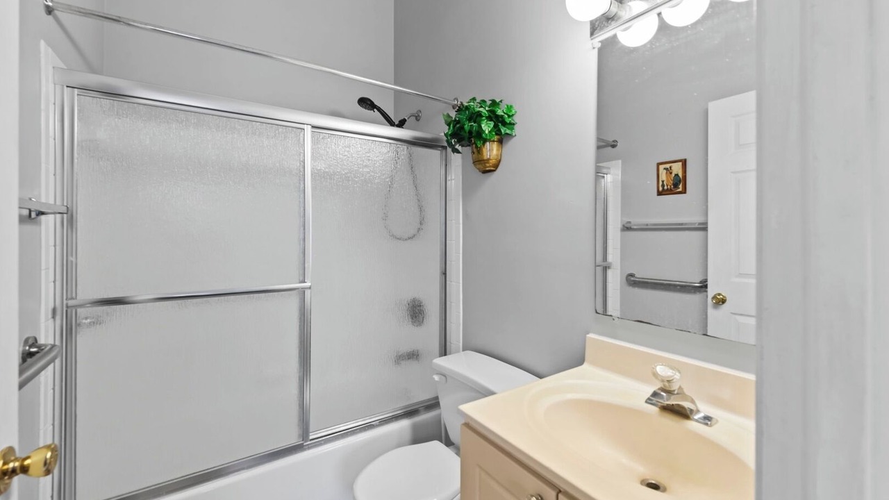 Photo of Bathroom in Bel Air South