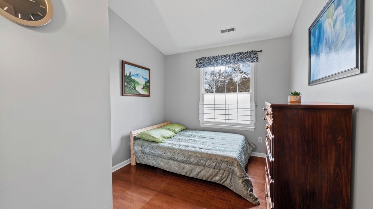 Photo of Bedroom in Bel Air South