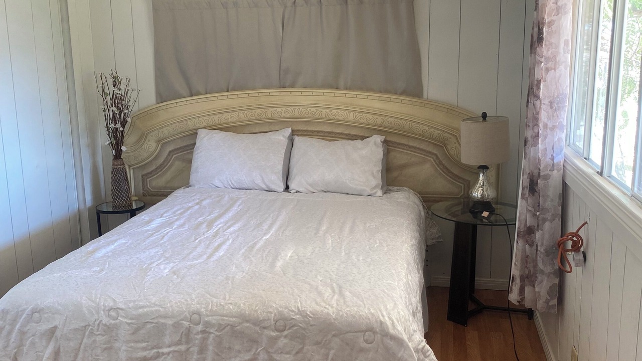 Photo of Bedroom in Newberry Springs