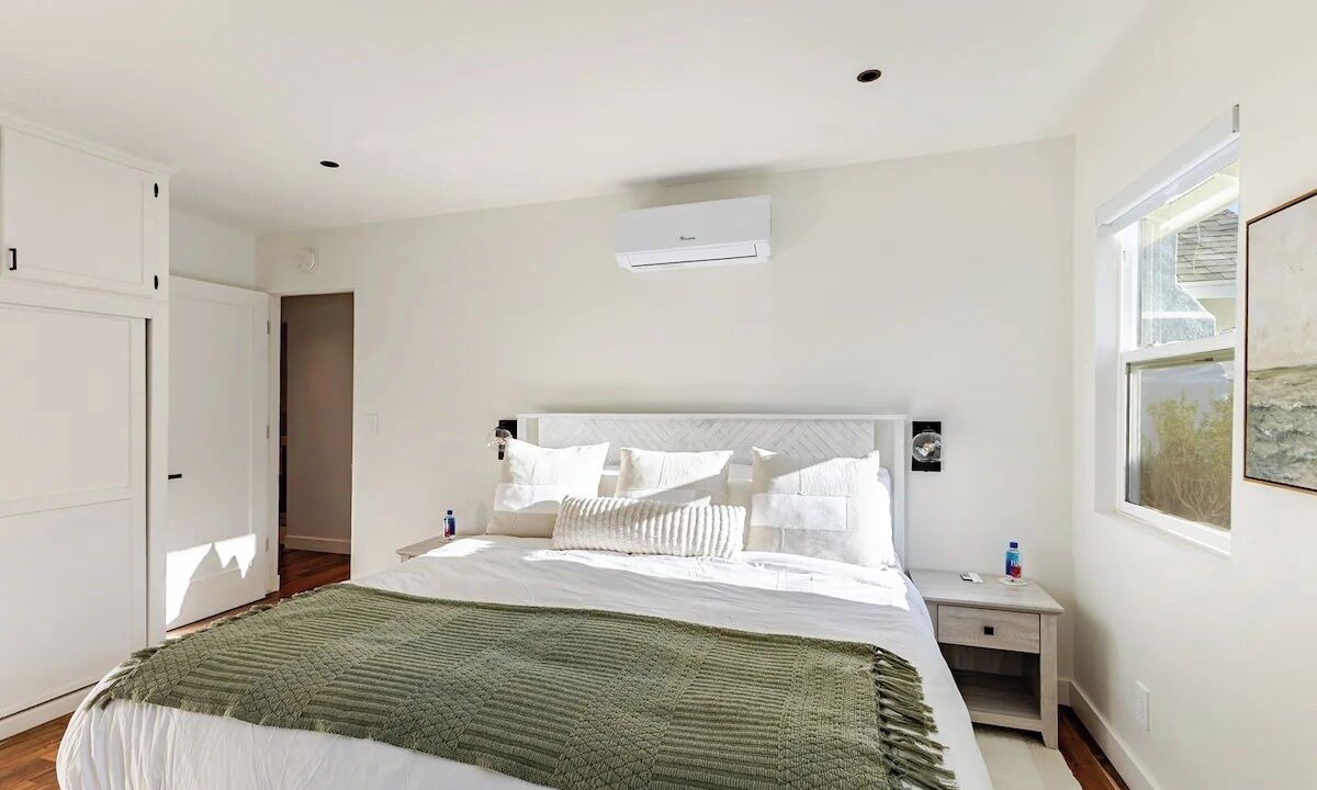 Photo of Bedroom in East Mesa