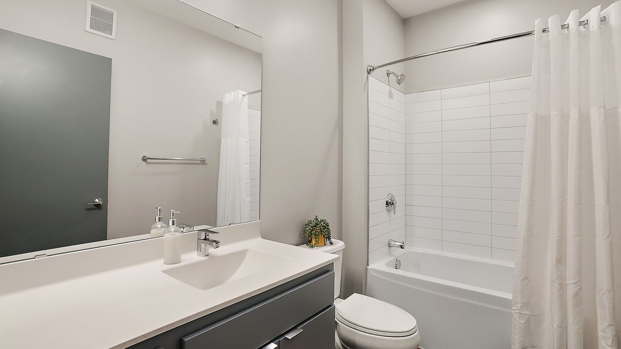 Photo of Bathroom in Downtown Minneapolis