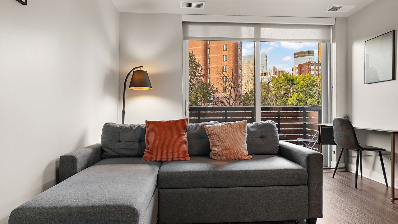 Photo of Livingroom in Downtown Minneapolis