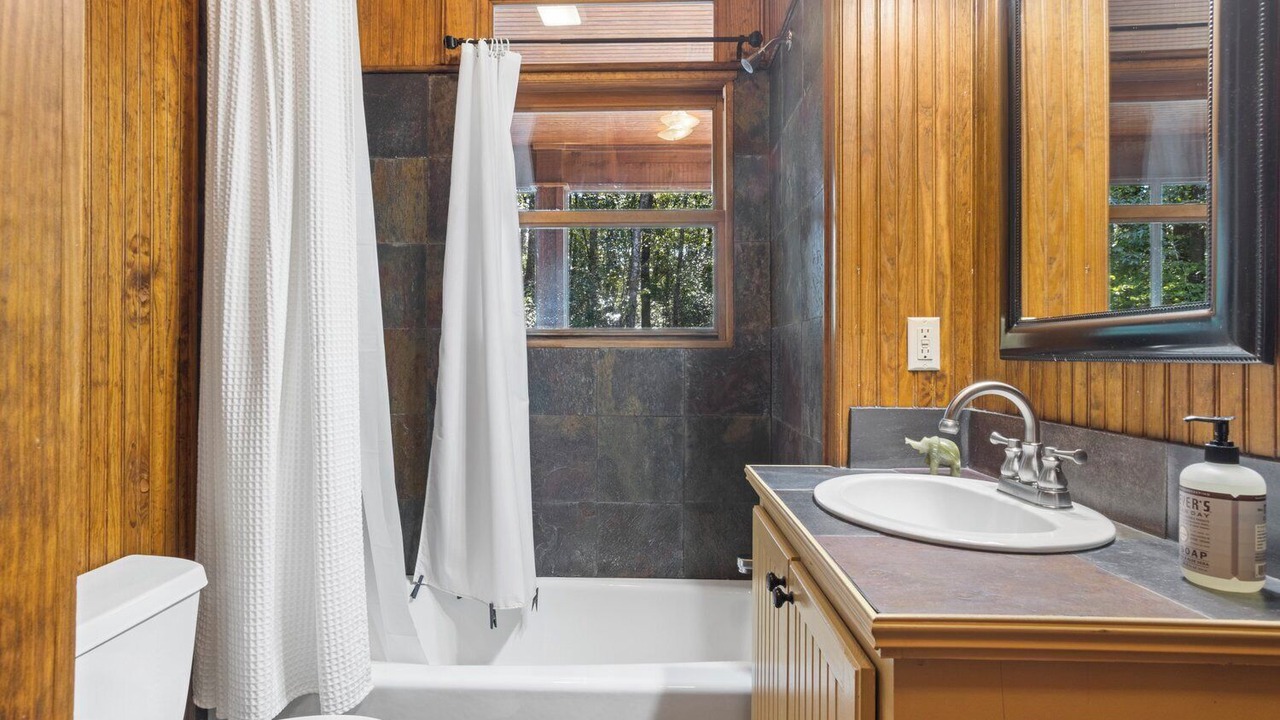 Photo of Bathroom in Vancleave