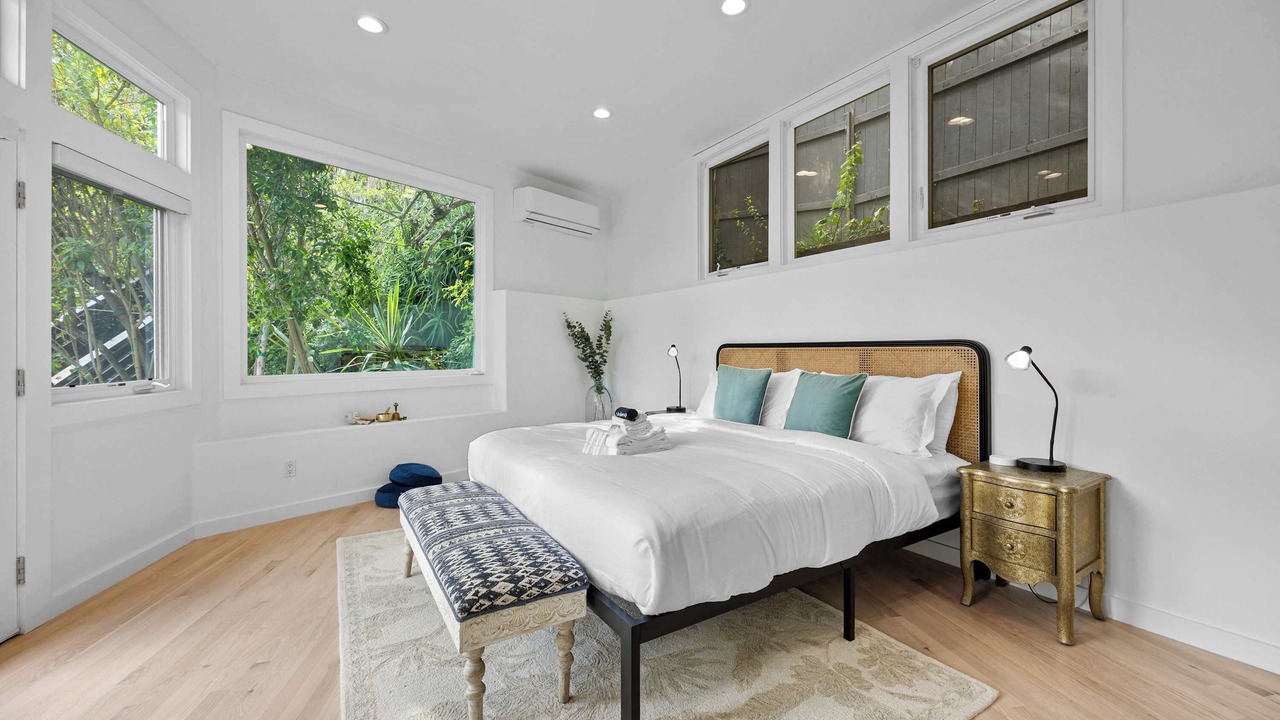 Photo of Outdoor in Fernwood