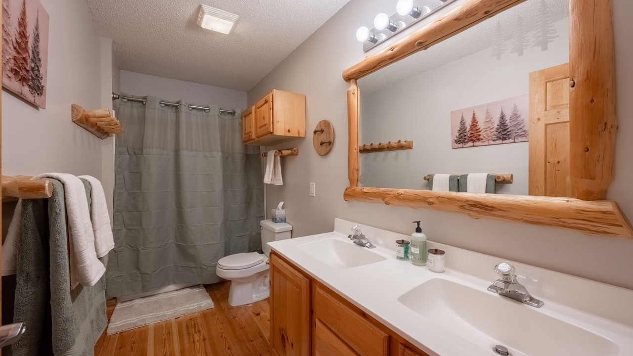 Photo of Bathroom in Nisswa