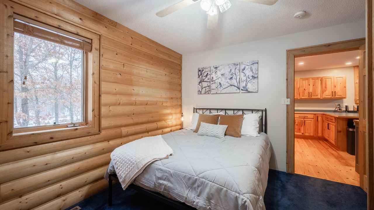 Photo of Bedroom in Nisswa