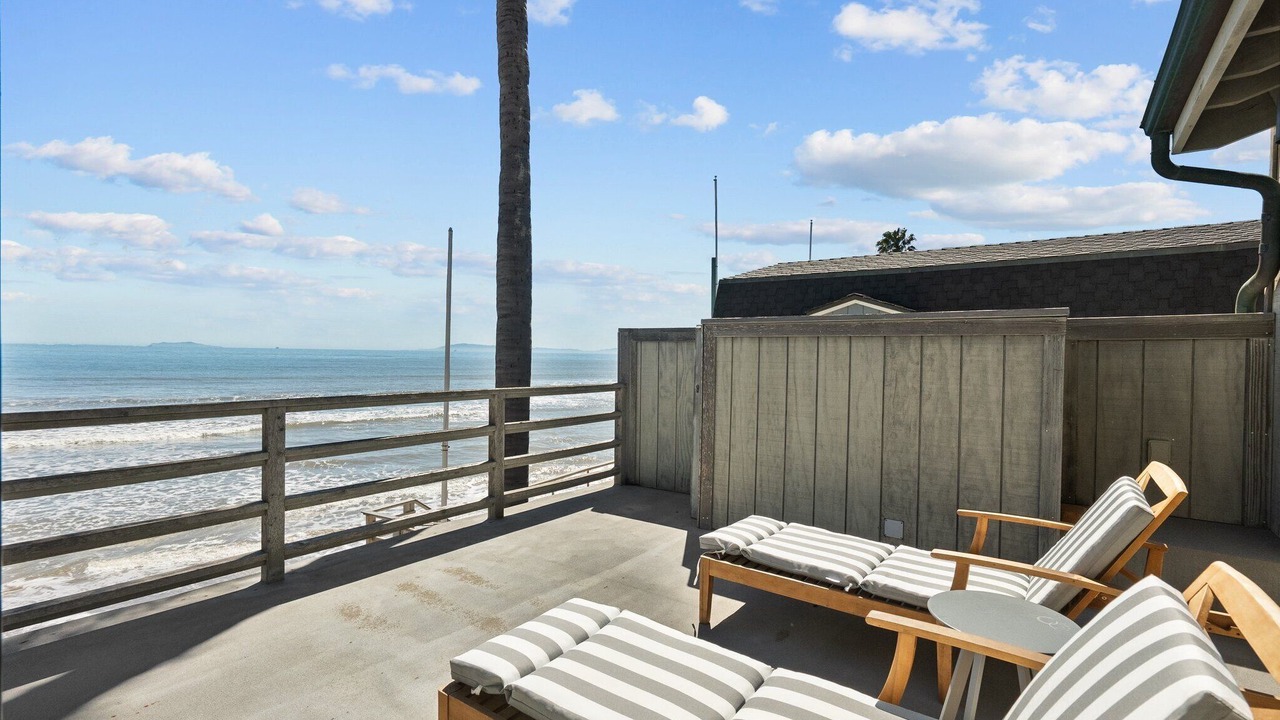 Photo of Patio Balcony in Faria Beach