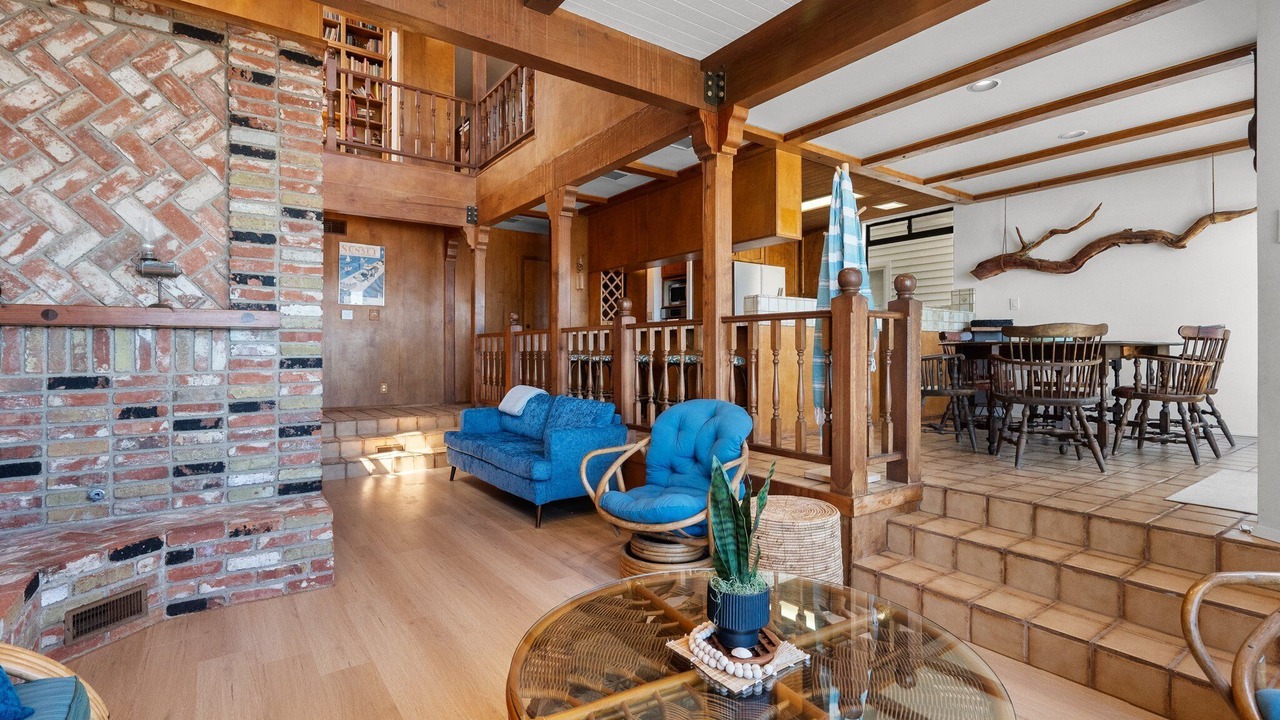 Photo of Livingroom in Faria Beach
