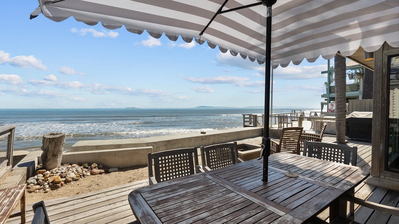 Photo of Outdoor in Faria Beach