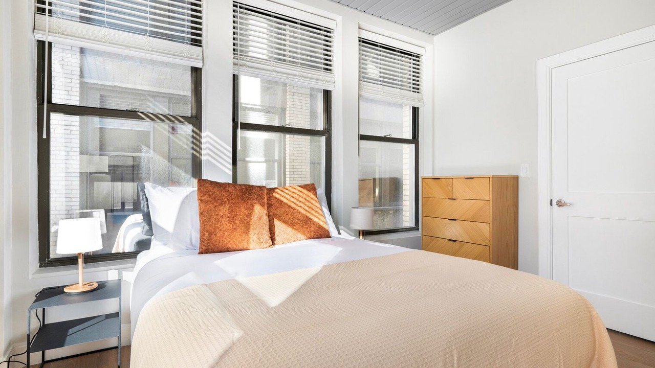 Photo of Bedroom in Downtown Boston