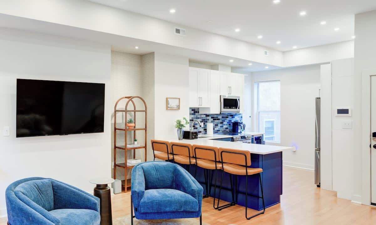 Photo of Livingroom in Center City West