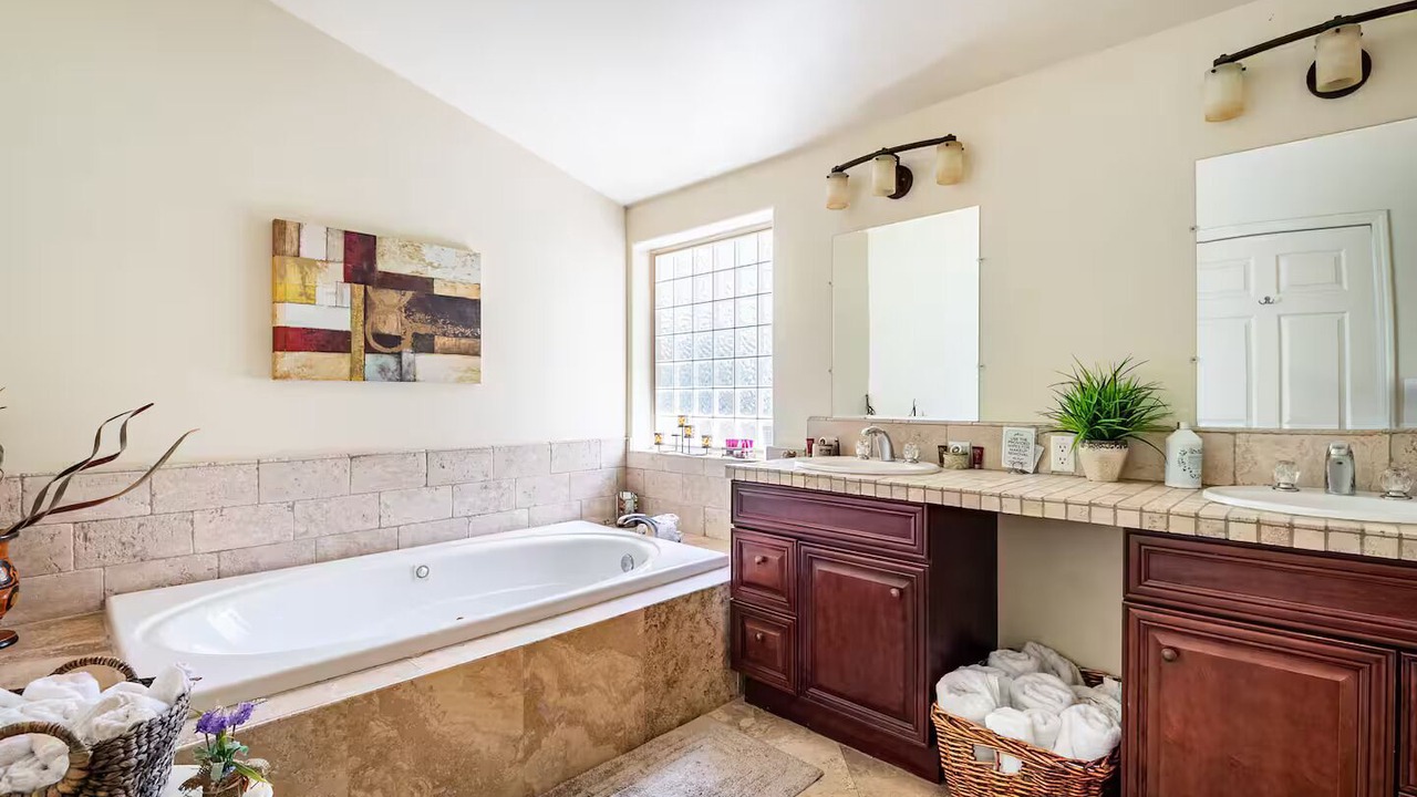 Photo of Bathroom in Pine Mountain Club