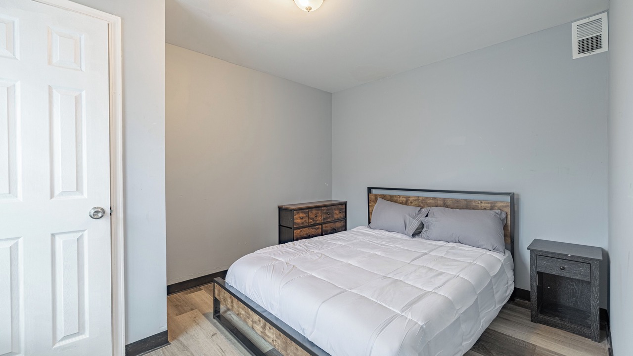 Photo of Bedroom in Anacostia
