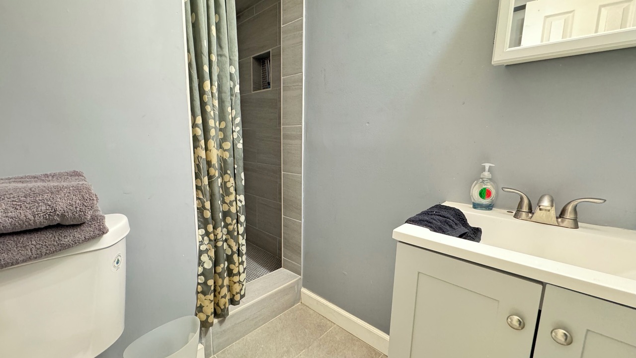 Photo of Bathroom in Anacostia