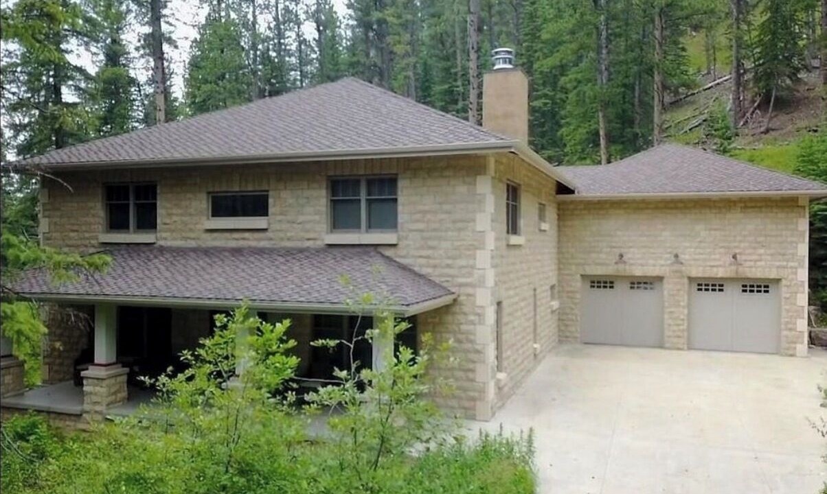 Photo of Outdoor in Lead