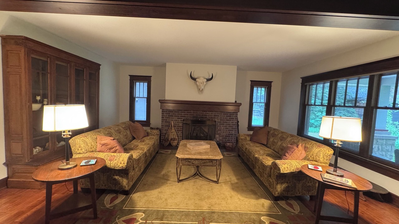 Photo of Livingroom in Lead