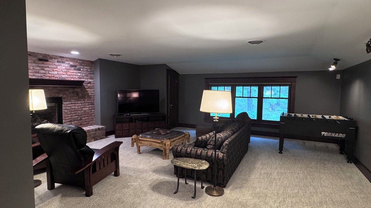Photo of Livingroom in Lead