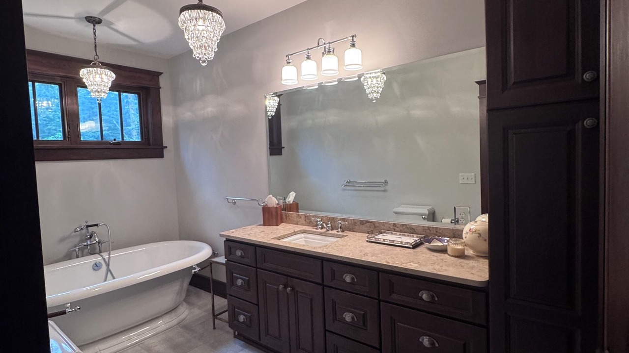 Photo of Bathroom in Lead