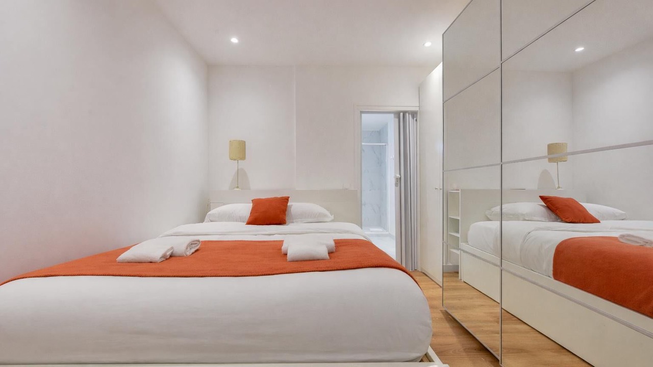 Photo of Bedroom in 15th Arrondissement
