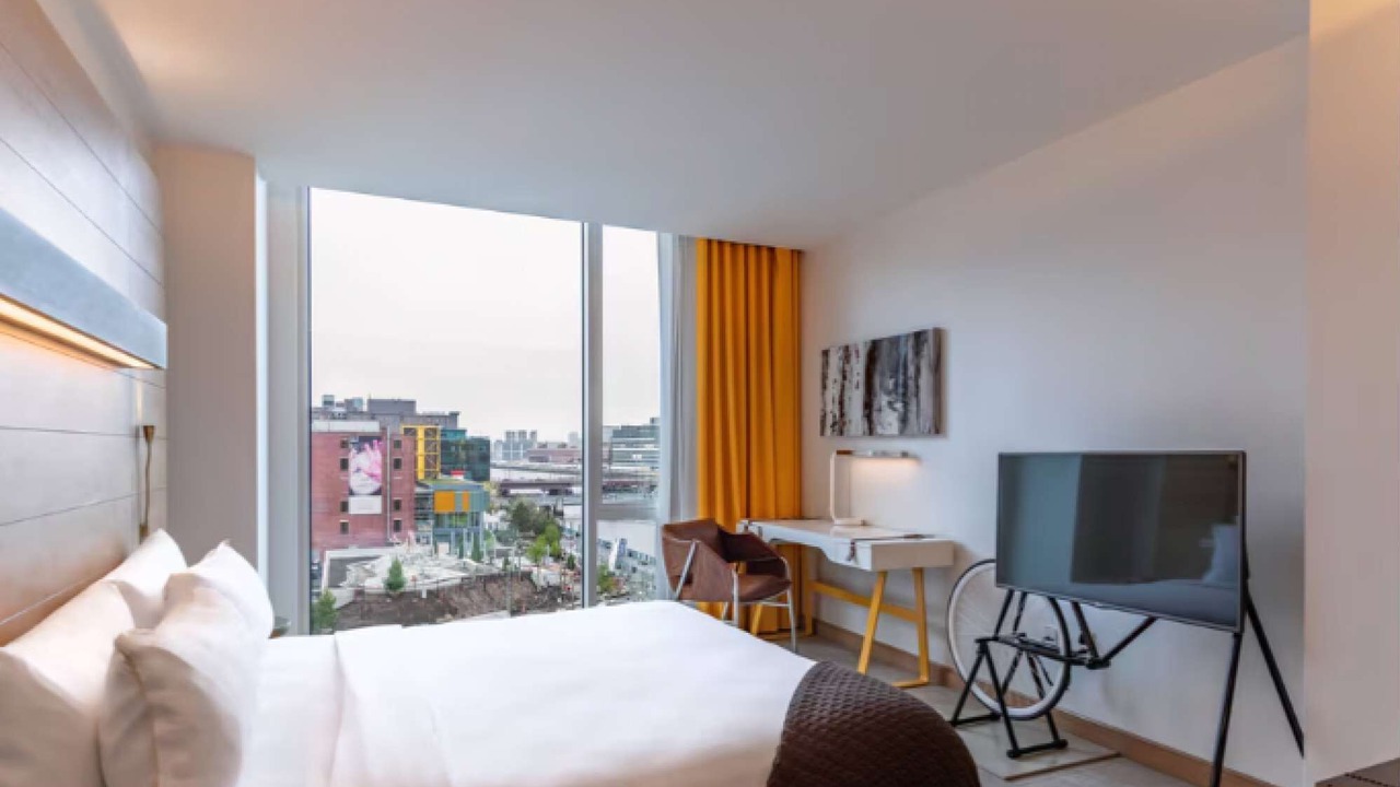 Photo of Bedroom in Seaport District