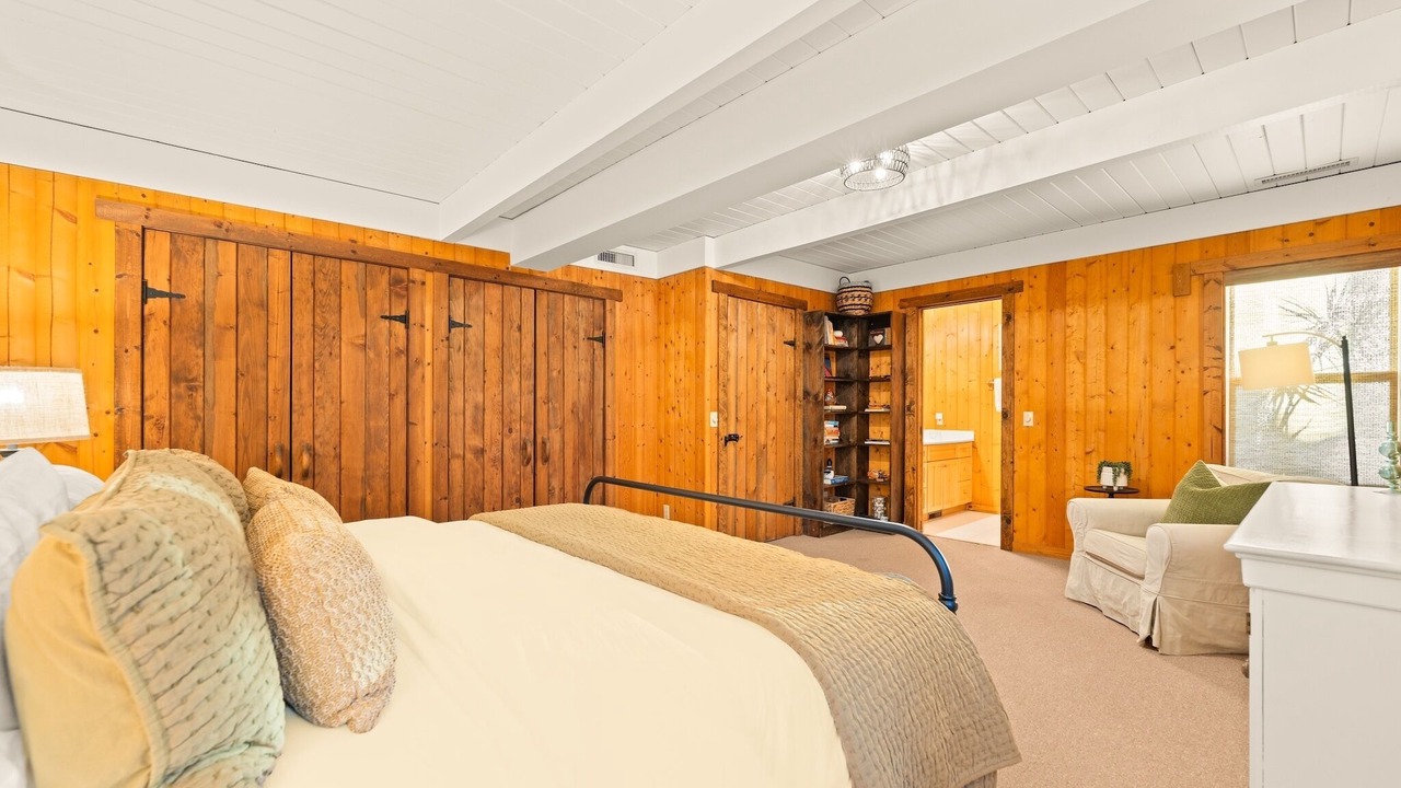 Photo of Bedroom in Ventura