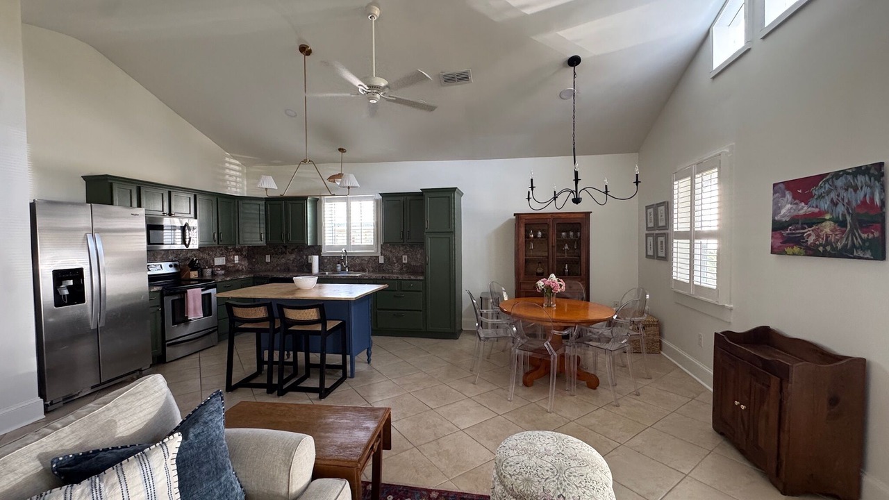 Photo of Livingroom in Old Town