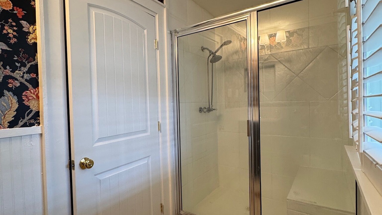 Photo of Bathroom in Old Town