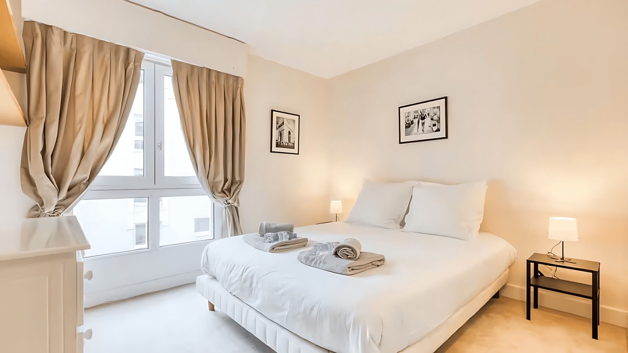 Photo of Bedroom in Chaussee-d'Antin