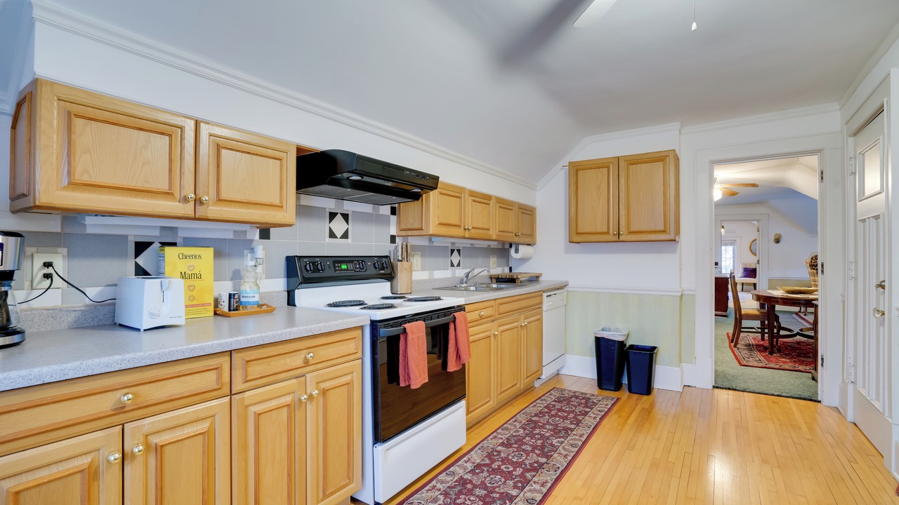 Photo of Kitchen in Lowry Hill