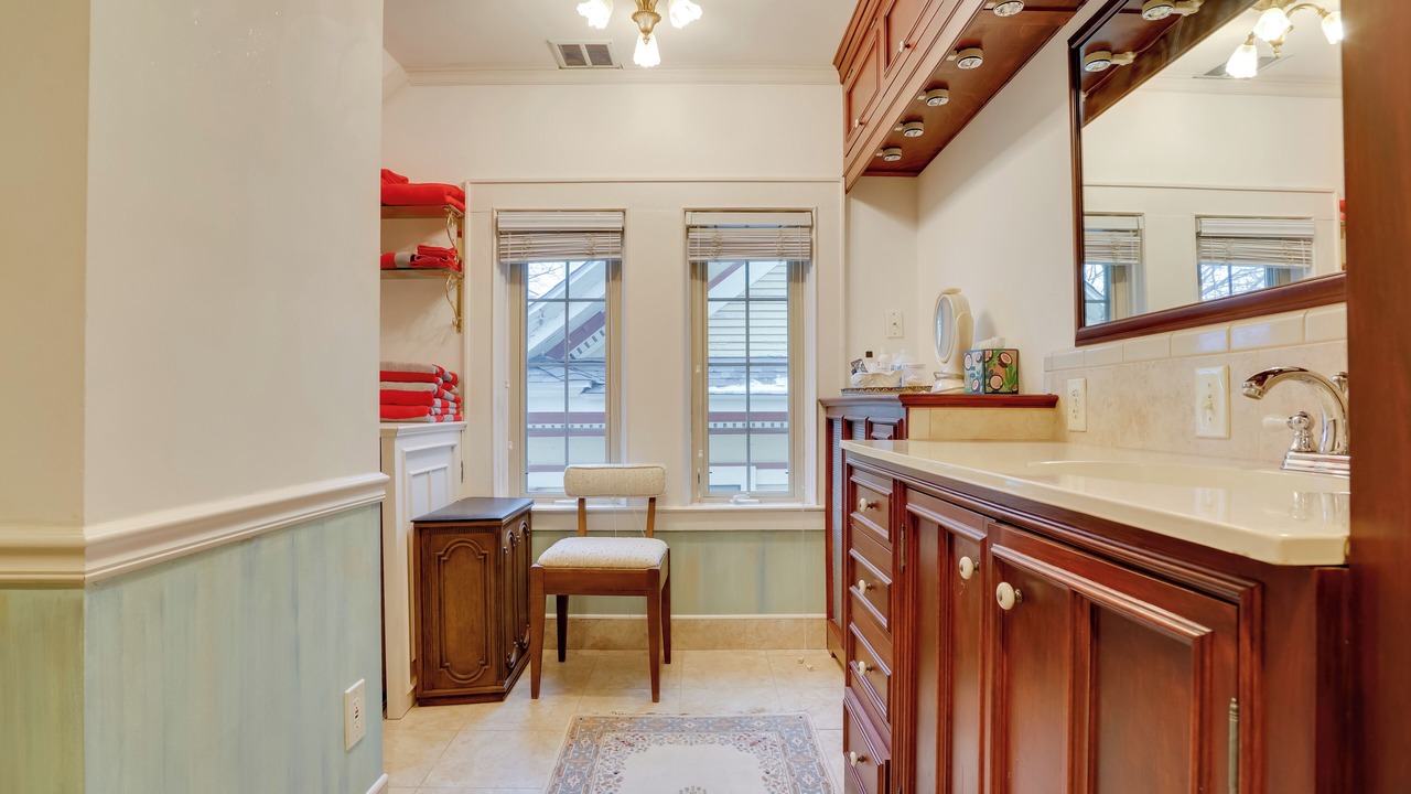 Photo of Bathroom in Lowry Hill