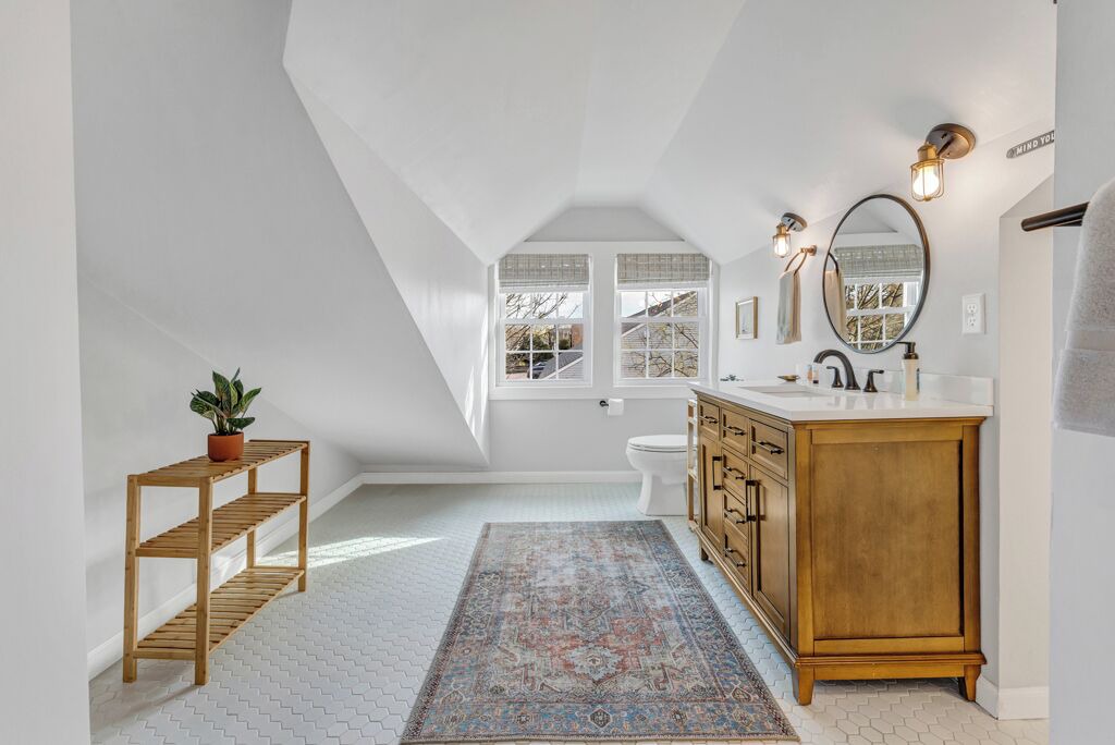 Photo of Bathroom in Jamestown