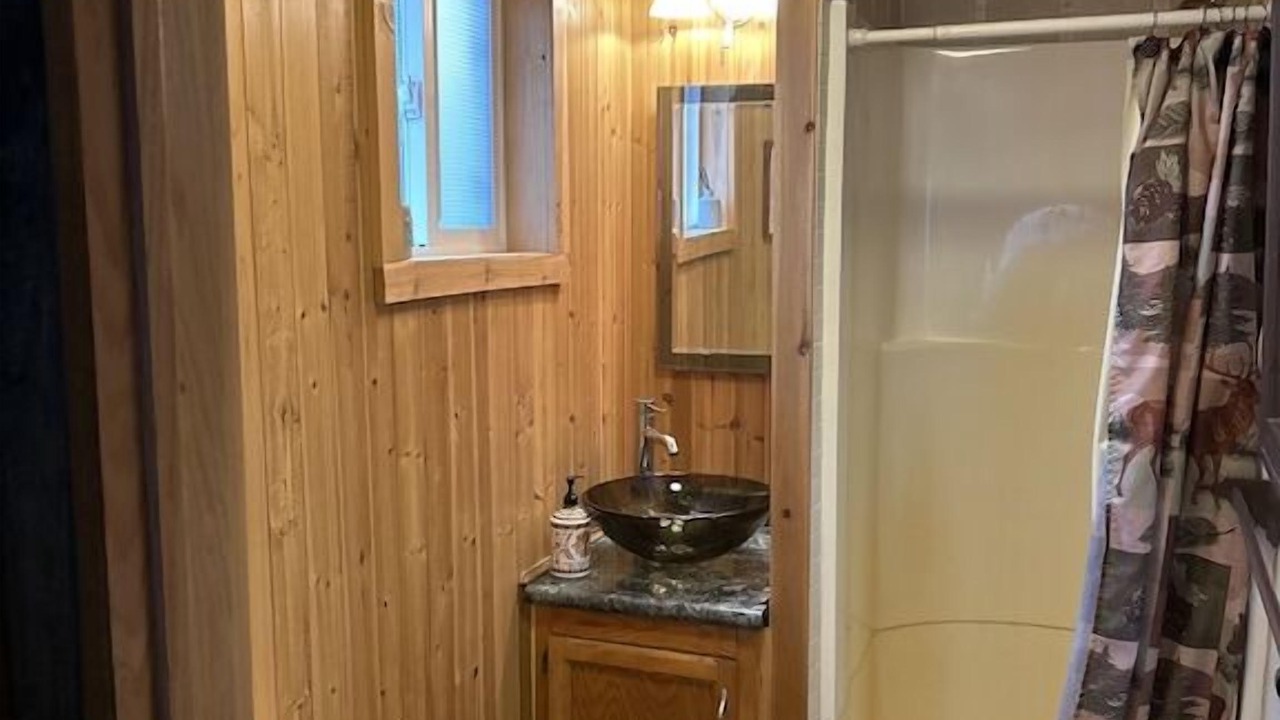 Photo of Bathroom in Alexandria