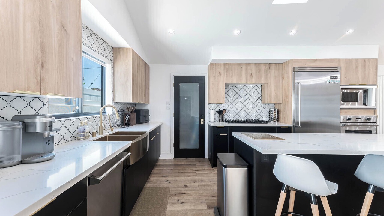 Photo of Kitchen in Valley Glen