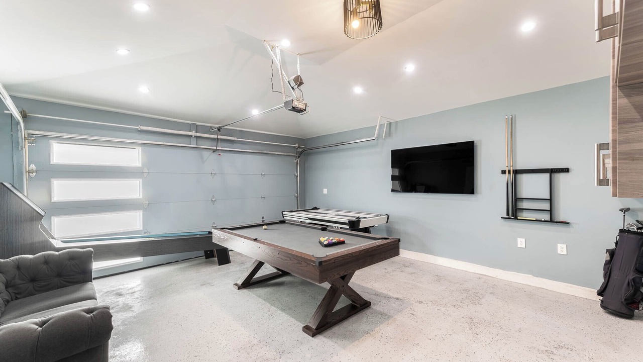 Photo of Bedroom in Valley Glen